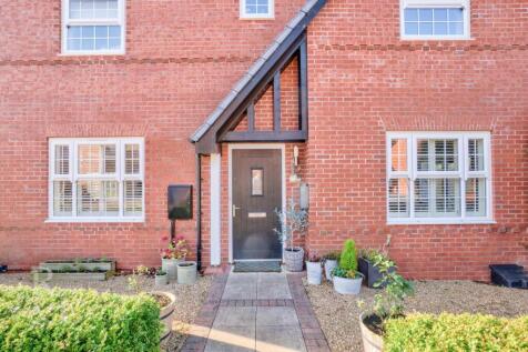 23 Bernard Vann Crescent (36).jpg