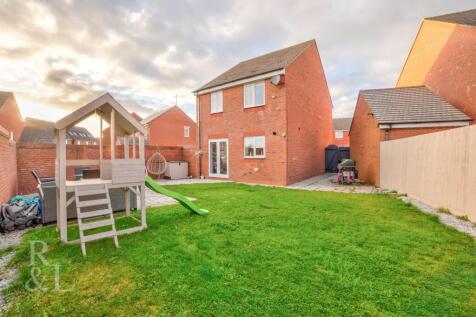 6 Wedgewood Way (11).jpg