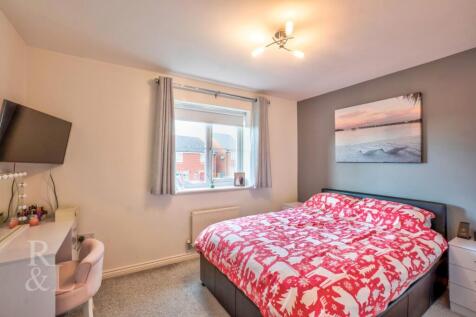 6 Wedgewood Way (13).jpg