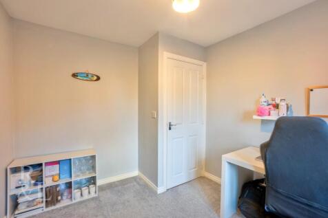 6 Wedgewood Way (21).jpg