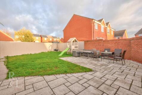 6 Wedgewood Way (10).jpg