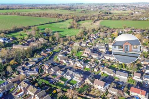 11 Homecroft (5).jpg