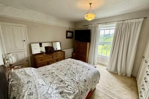 Front Double Bedroom