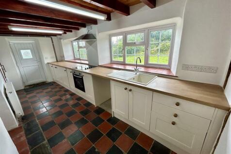 Kitchen / Breakfast Room