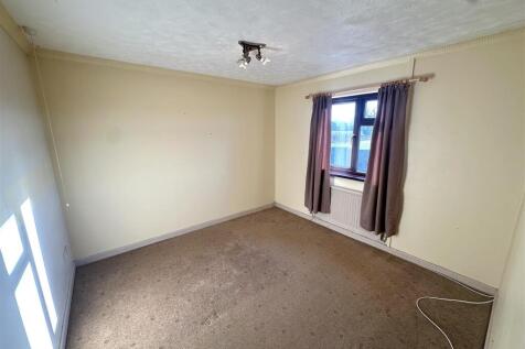 Front Double Bedroom