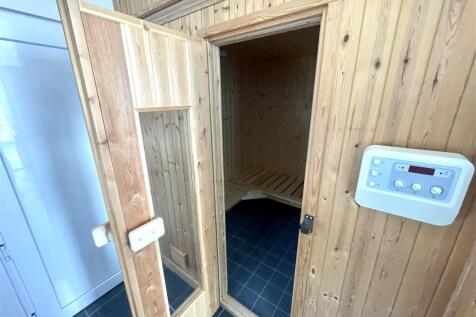 SAUNA ROOM