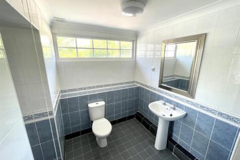 WET ROOM