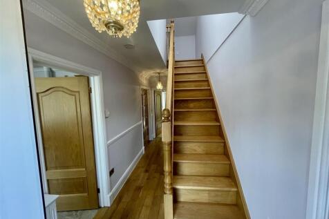 REAR HALLWAY