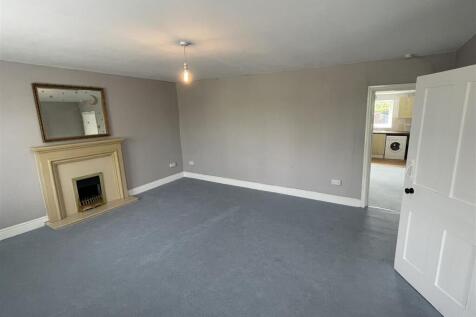 Front Lounge/ Living Room