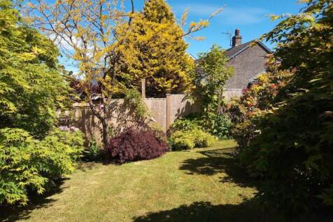 Front garden photo 5.jpg