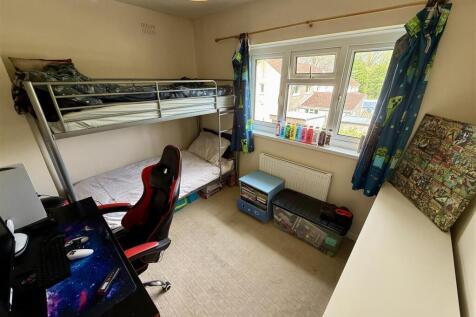 Bedroom 3 - Rear