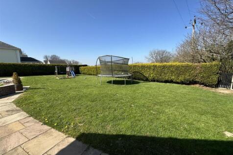 Lawned Garden