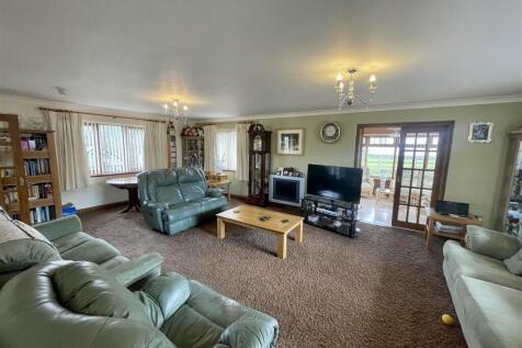 Living room.jpeg