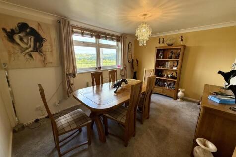 DINING ROOM / BEDROOM 3