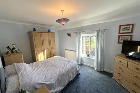 Double Bedroom 2