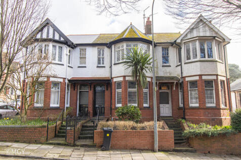 102 Clive Road-25