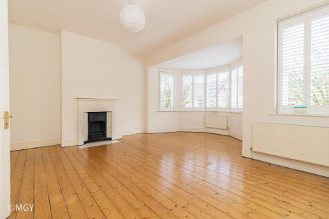 102 Clive Road-19