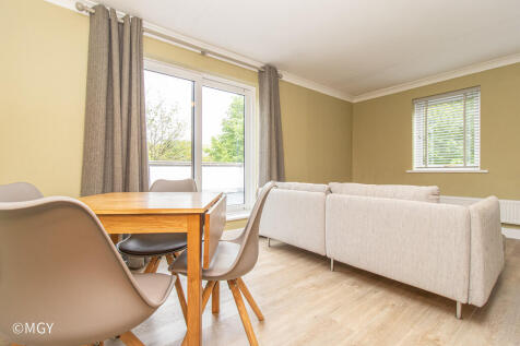 64 Rhosilli House...