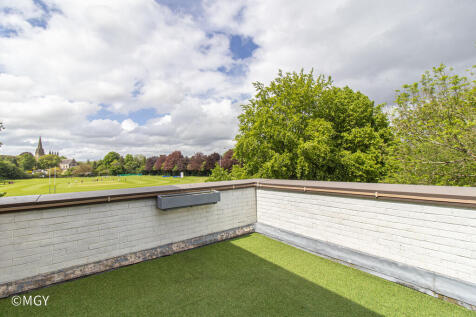 64 Rhosilli House...
