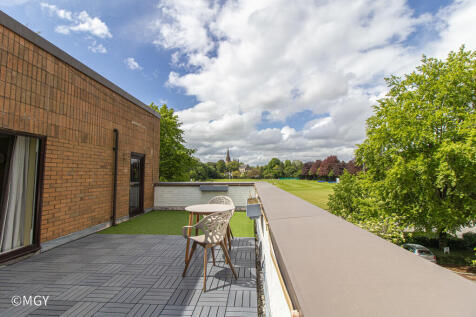 64 Rhosilli House...