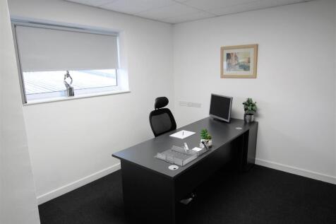 Office 1.JPG