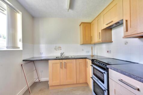 Kitchen_1.jpeg