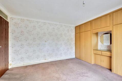 Bedroom One_2.jpeg