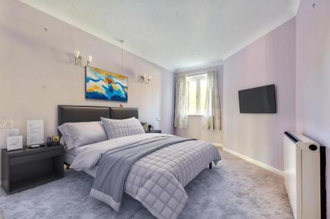 Bedroom (VF)