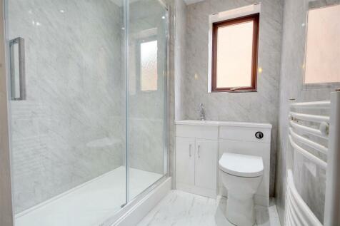 Shower Room.jpeg