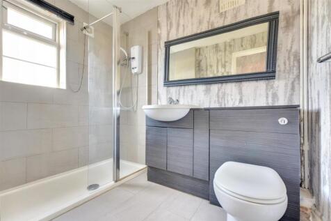 Shower Room_2.jpeg