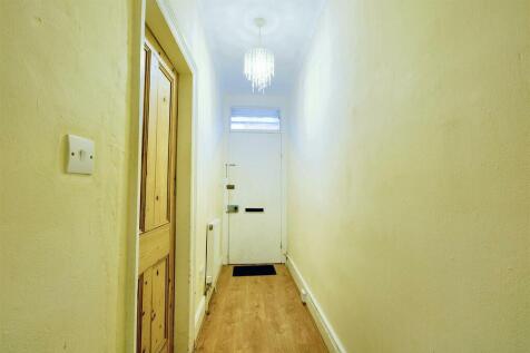 Hallway.jpeg