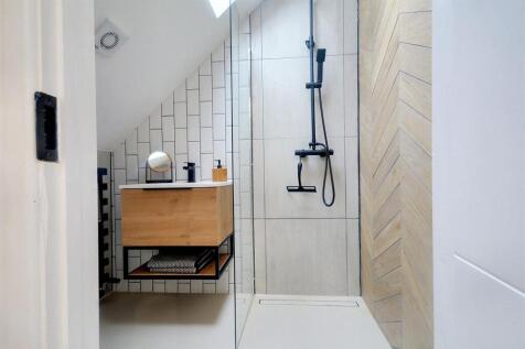 En-suite_2.jpeg