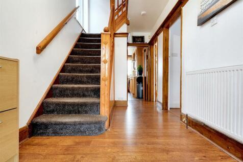 Entrance Hall_2.jpeg