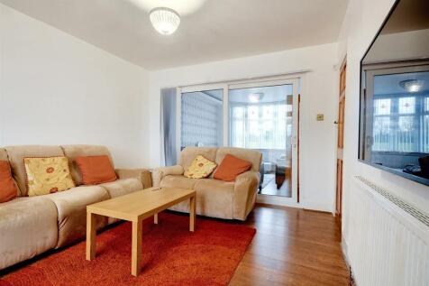 Sitting Room_3.jpeg