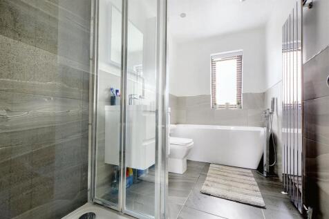 Shower Room_2.jpeg