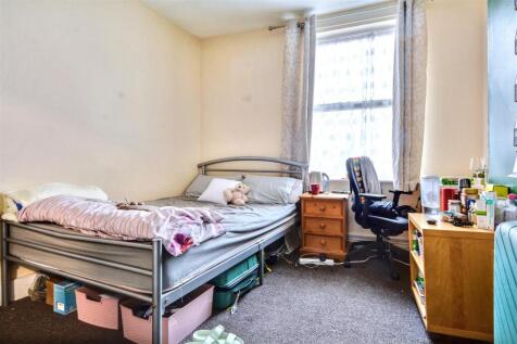 Bedroom One_2.jpeg