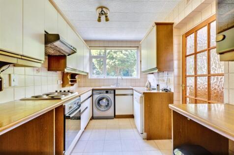 Kitchen_1.jpeg
