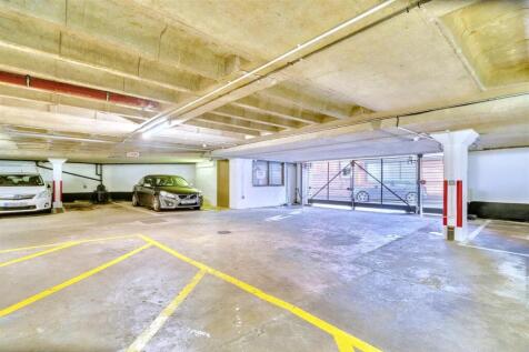 Parking_3.jpeg