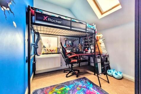Bedroom Two_2.jpeg