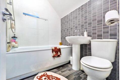 Ensuite.jpeg