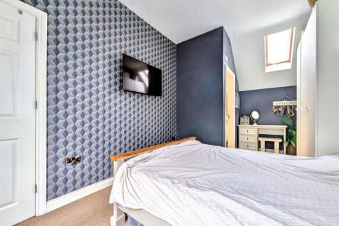 Bedroom One_2.jpeg