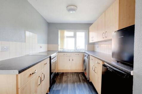 Kitchen_1.jpeg