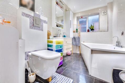 Bathroom.jpeg