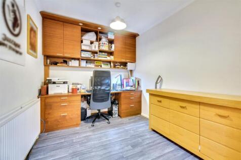 Office_2.jpeg