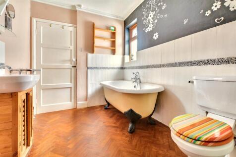 Bathroom_ (1).jpeg