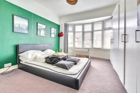 Bedroom One_1.jpeg