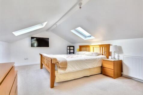 Bedroom One_1.jpeg