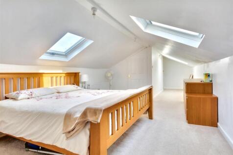 Bedroom One_2.jpeg