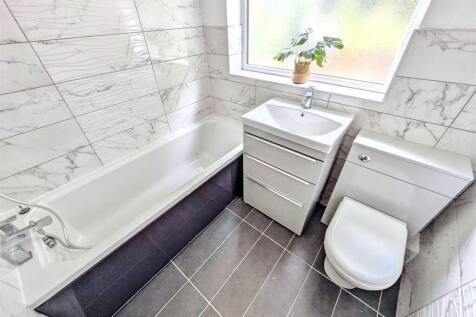 Bathroom.jpeg
