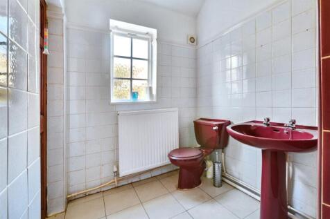 Ensuite.jpeg